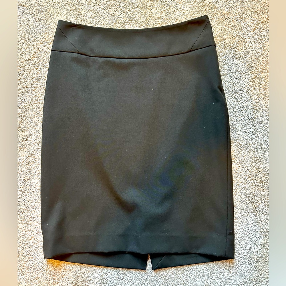 The Limited Black Collection size 2 Black skirt